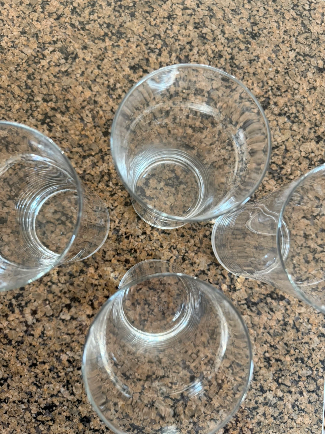 Set of 4 Clear Glass Tumblers - photo 2