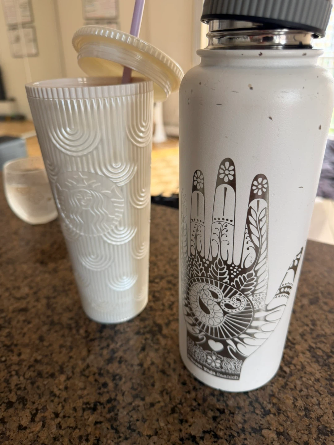 Hydro Flask & Starbucks Cups