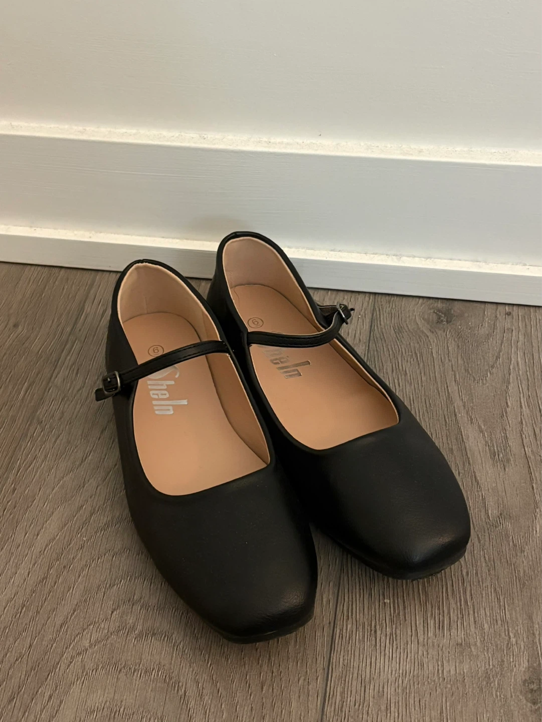 Black Mary Jane Flats (Square Toe) – Size 6