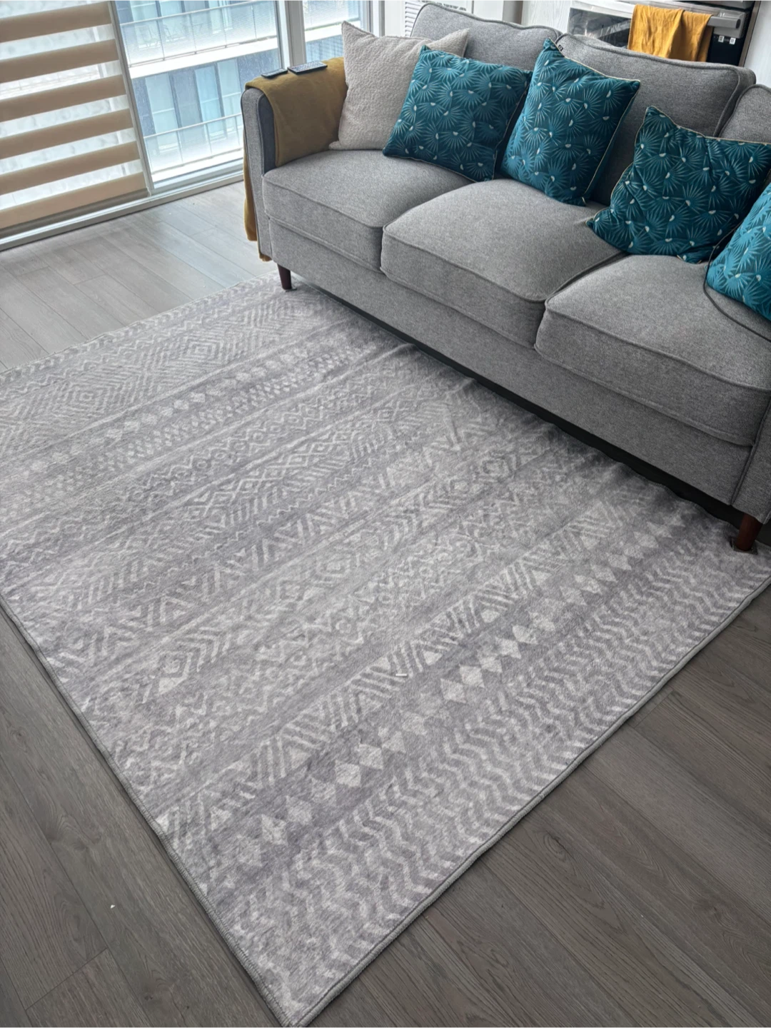 5x7 Grey Washable Area Rug - Boho / Modern