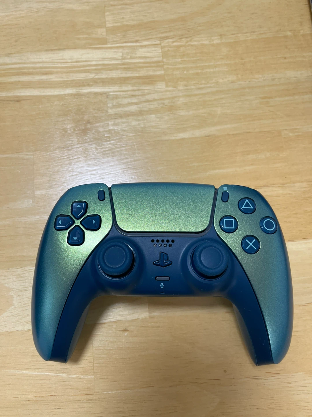 PS5 DualSense Wireless Controller - Chroma Teal