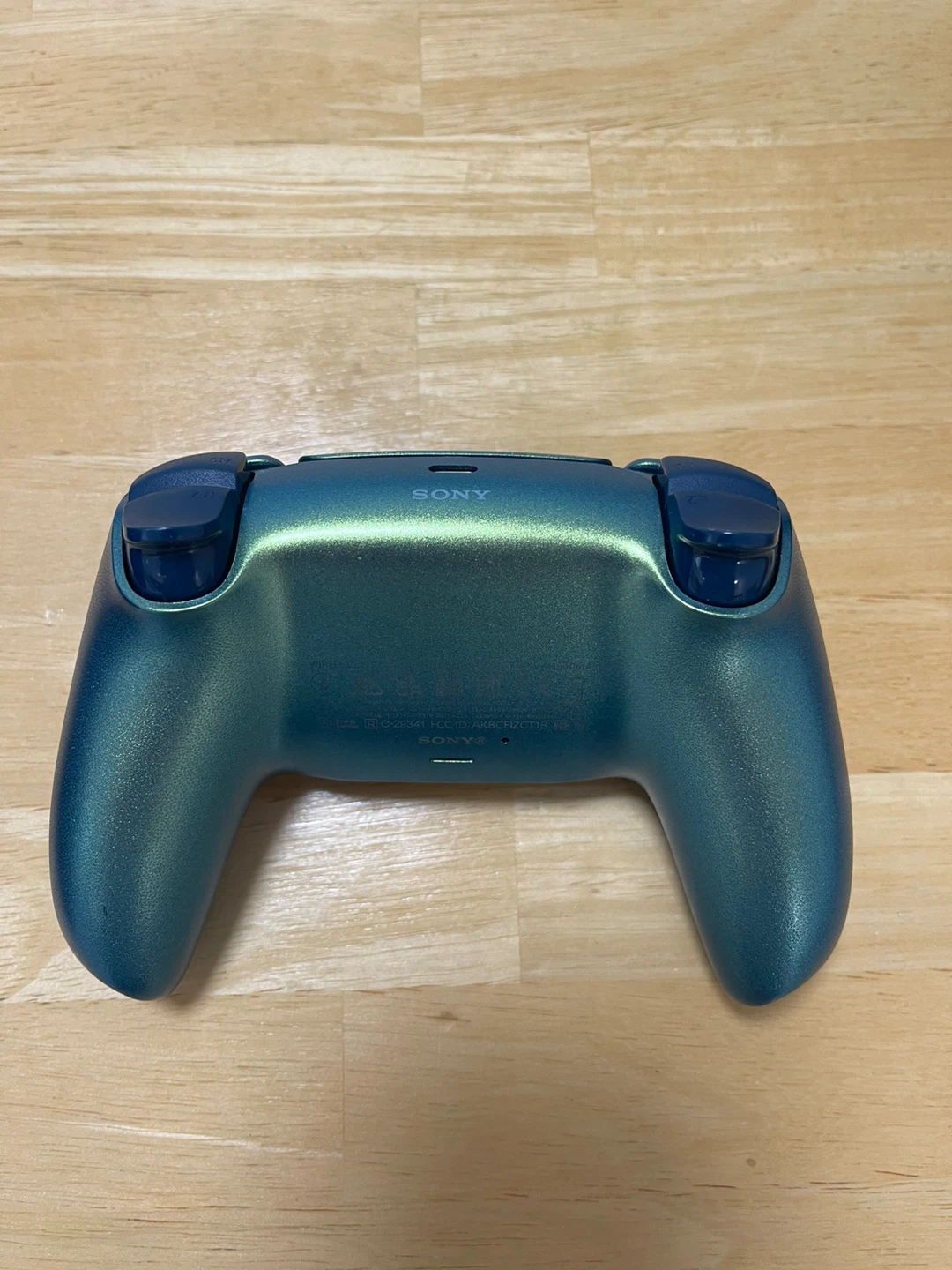 PS5 DualSense Wireless Controller - Chroma Teal - photo 2
