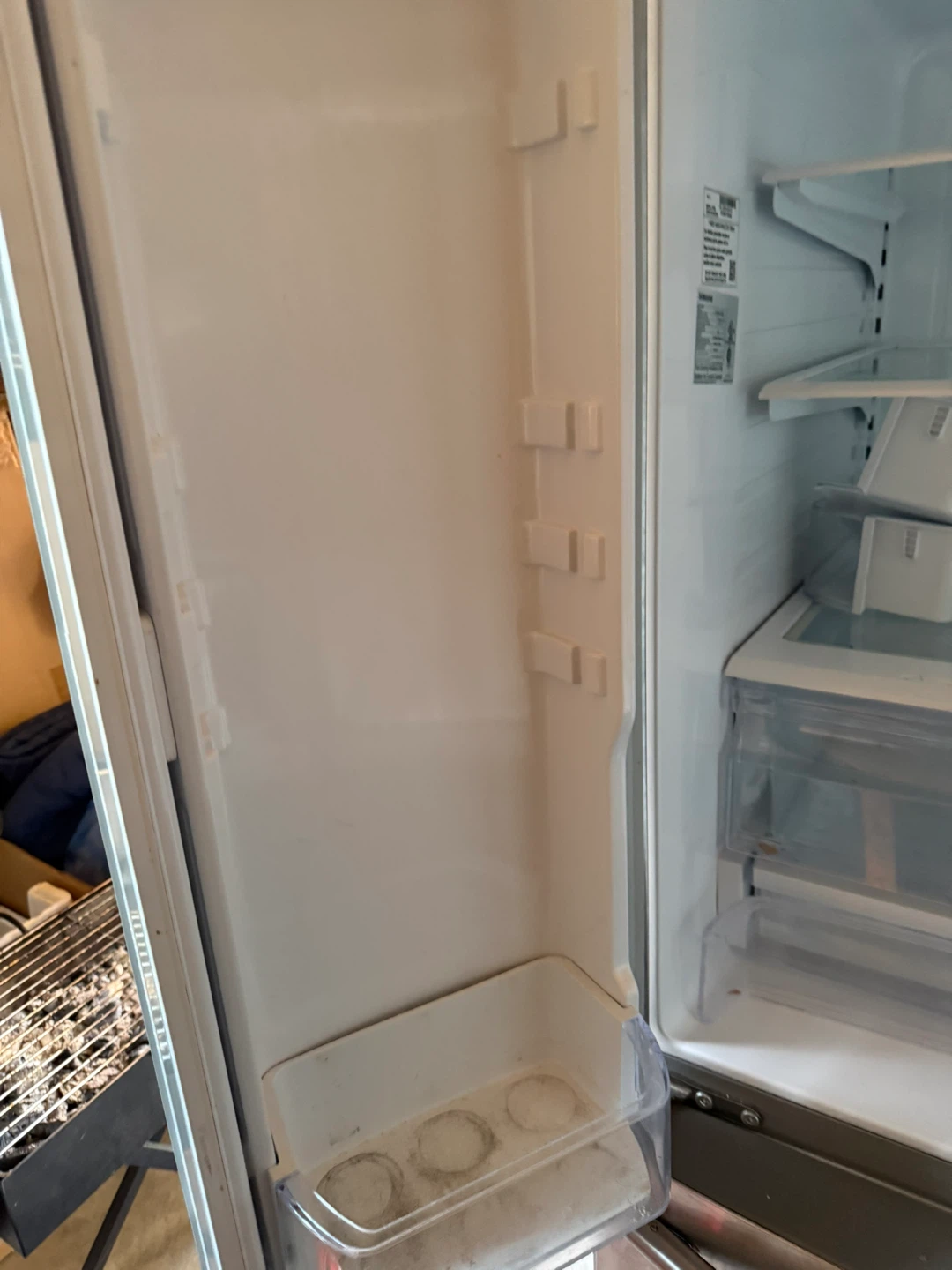 Samsung French Door Refrigerator RF27T5201SR - photo 4