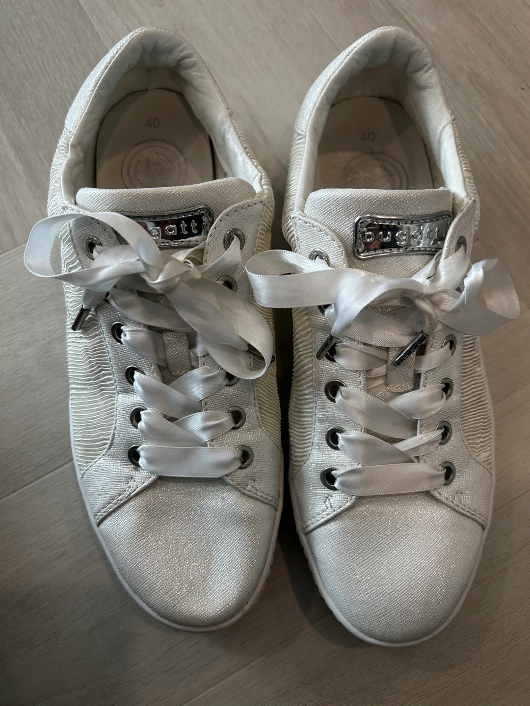Bugatti White Textured Sneakers