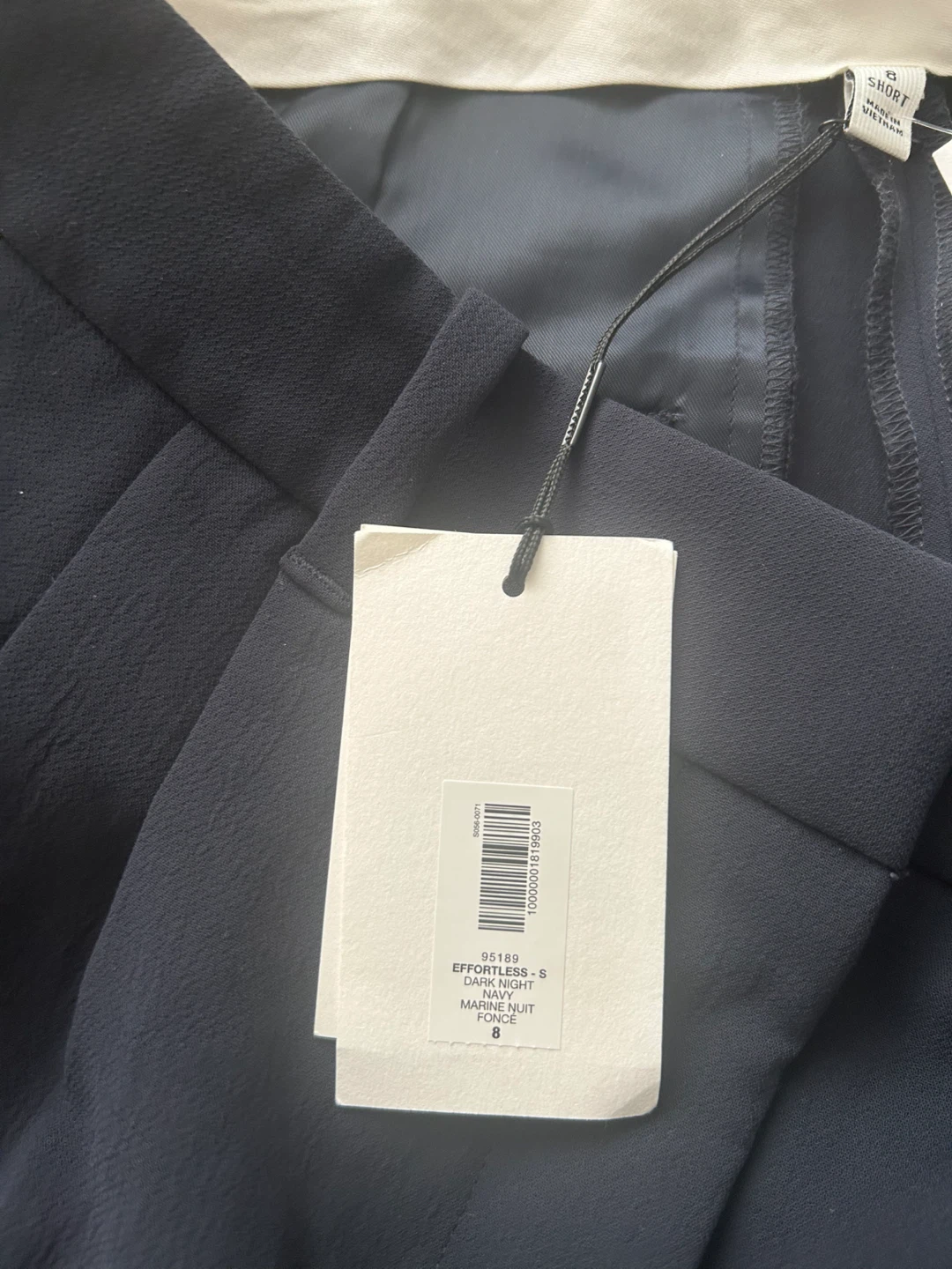 Aritzia The Effortless Pant - Dark Night - Size 8 Short - photo 3