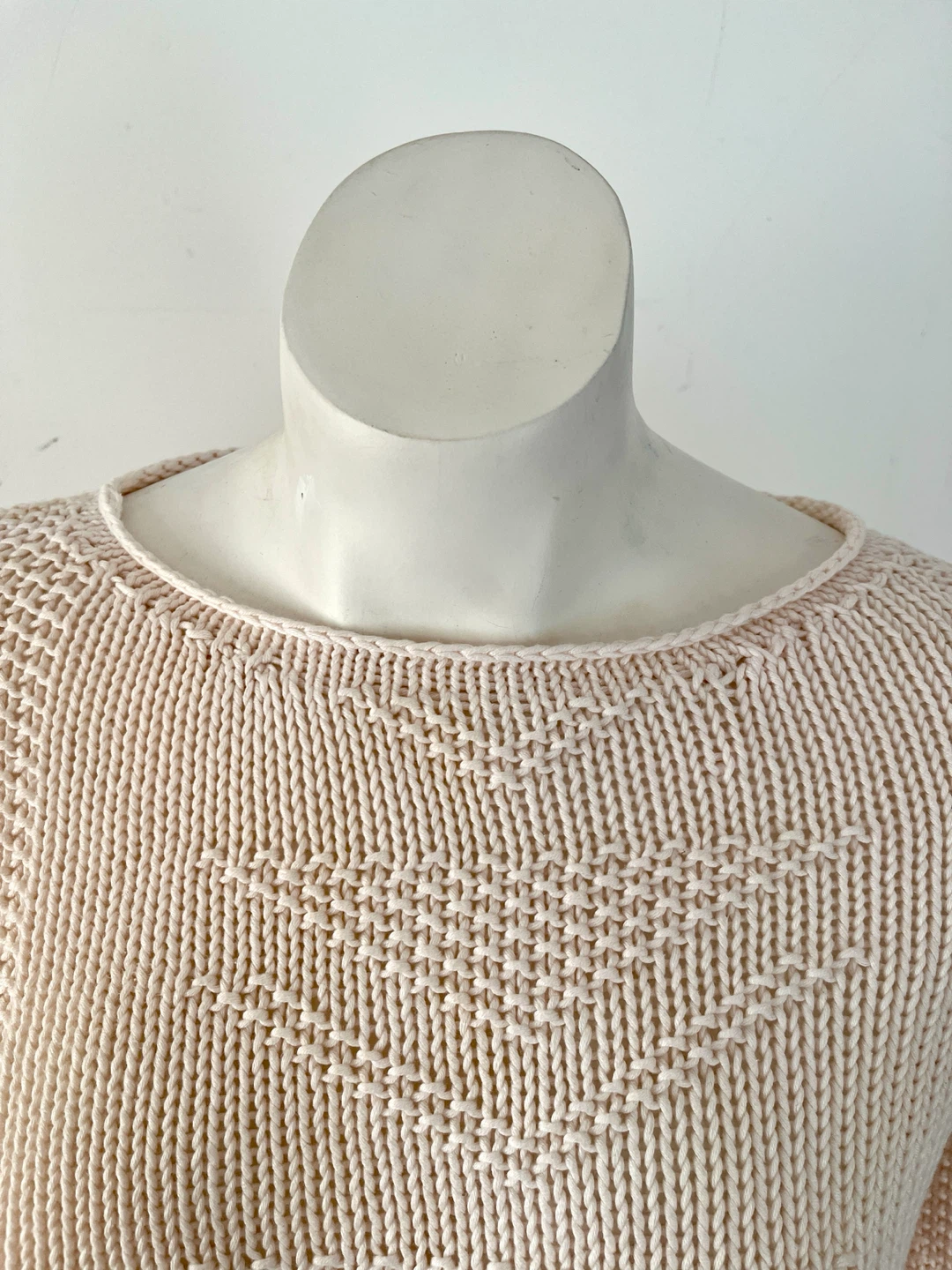 Hand knit Cream Sweater - photo 2