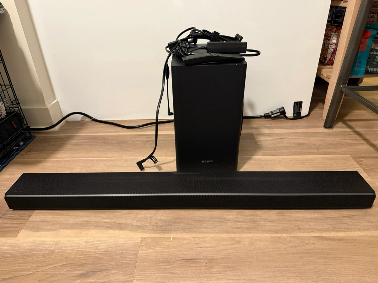 Samsung Soundbar and Subwoofer with Remote