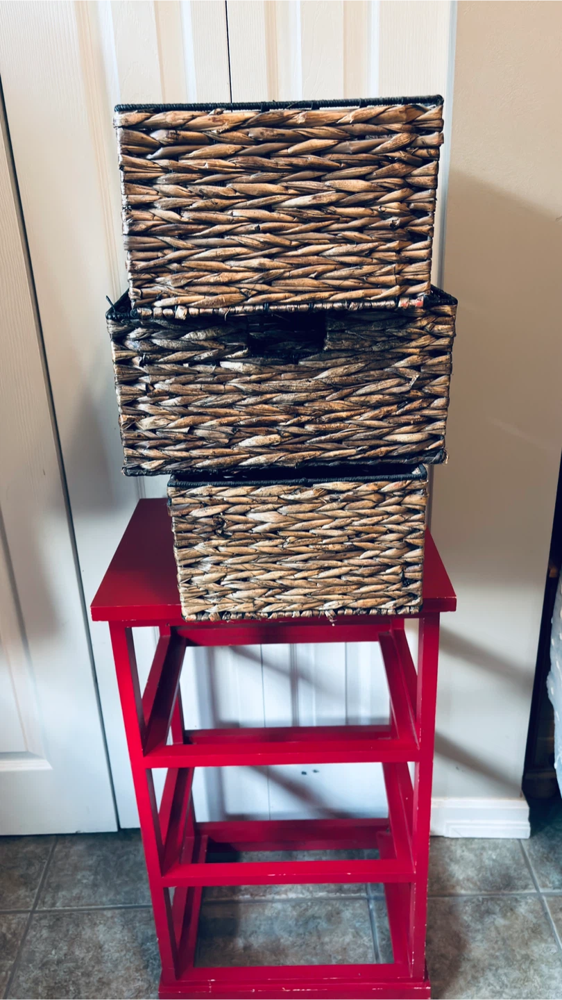Red-painted Wicker Basket Storage - photo 3
