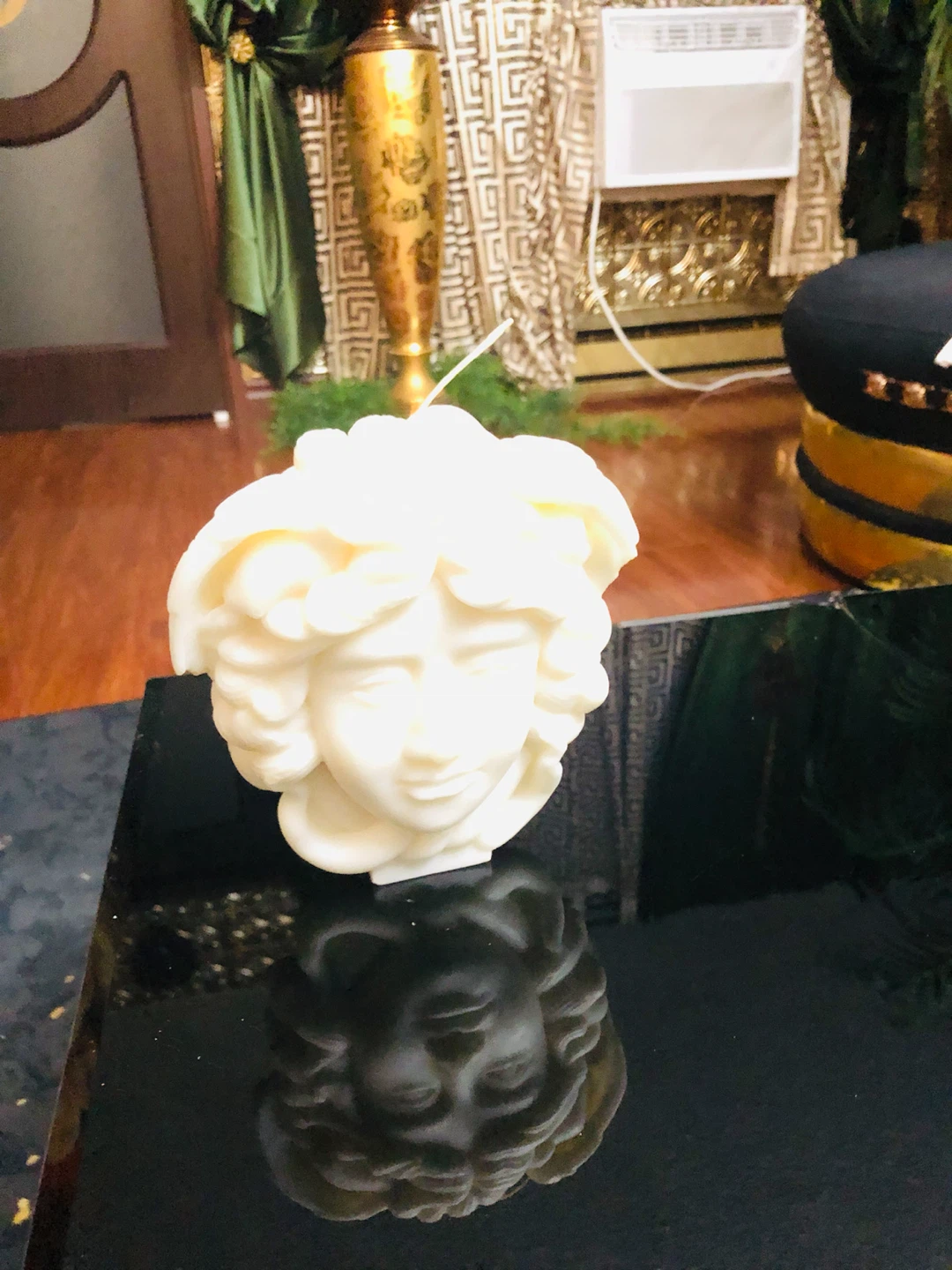 Medusa head white candle 23cmx 15 cm - photo 3