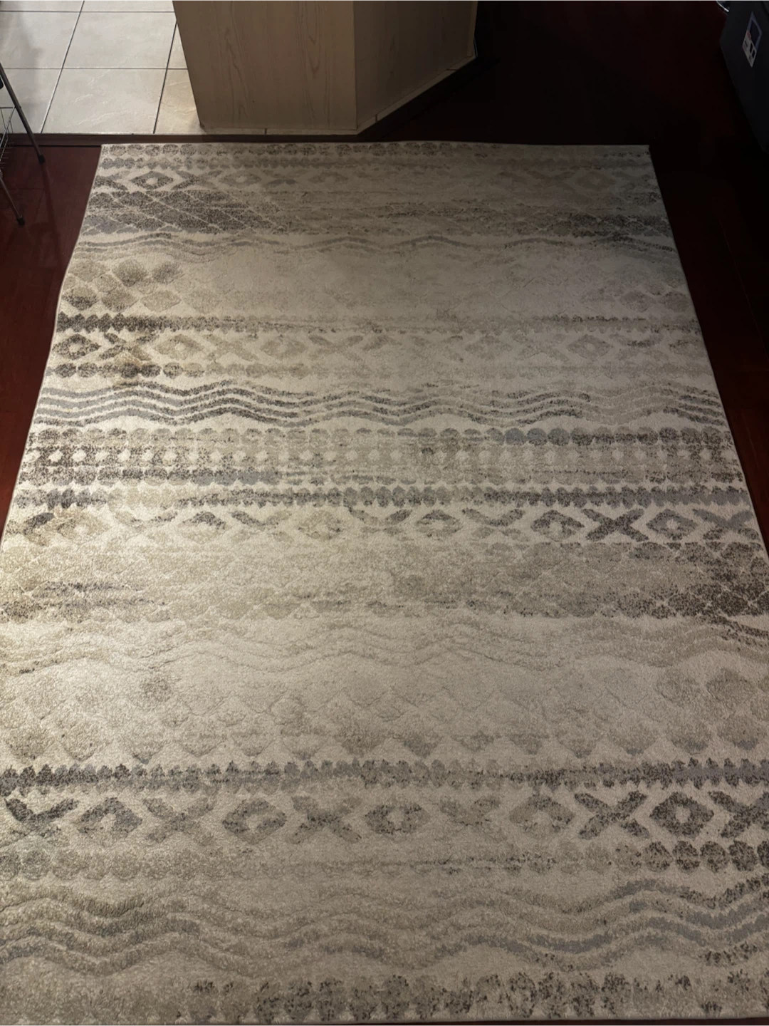 HomeTrends Area Rug 5 ft. 3 in. x 7 ft.