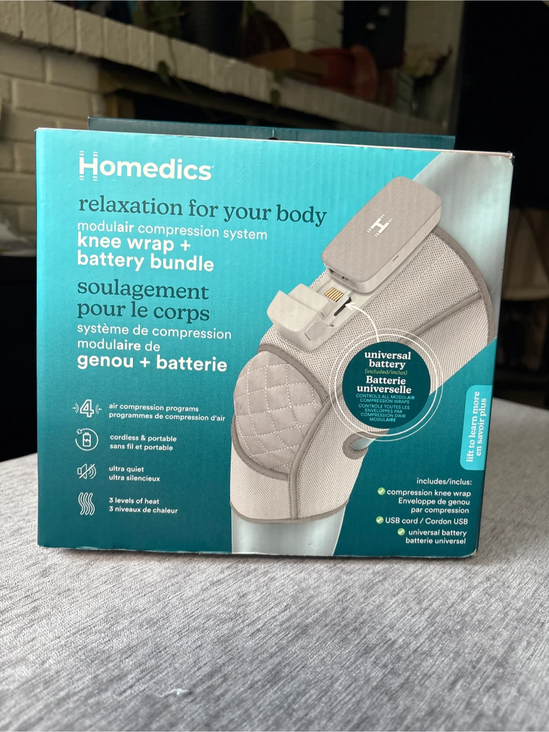HoMedics Moduair Compression System Knee Wrap + Battery Bundle
