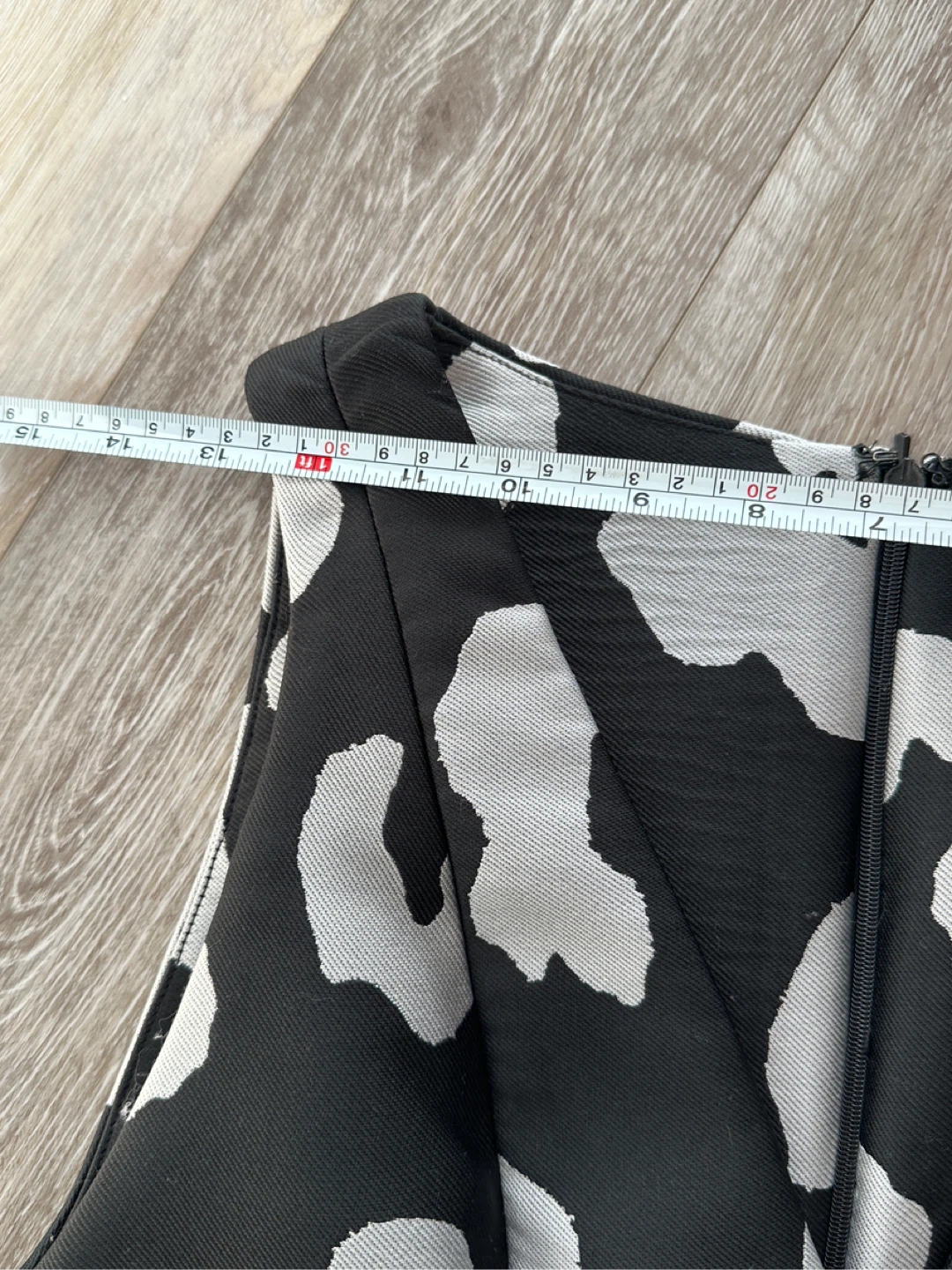NERCHANT ARCHIVE Black & Grey Print Jumpsuit - photo 4