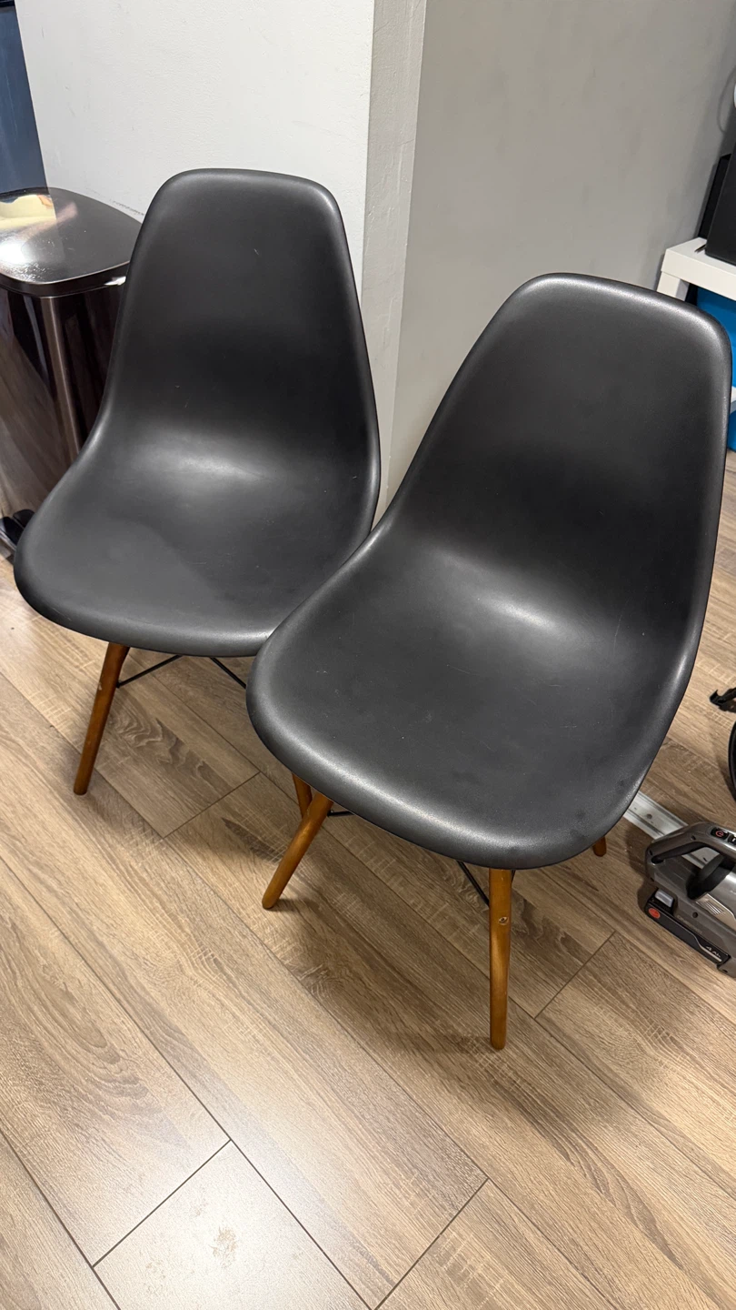 Pair of Black Dining Chairs - photo 3
