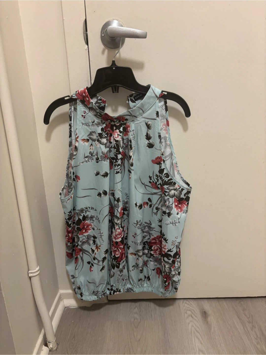 Light Blue Floral Sleeveless Top - photo 2
