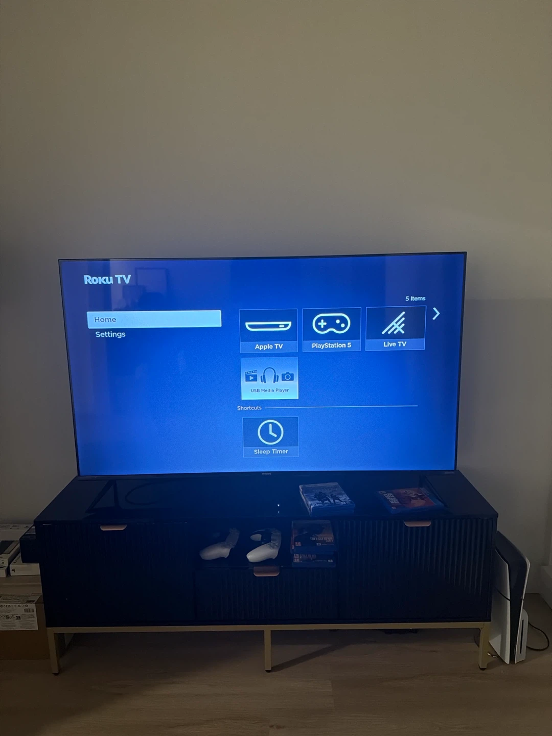 55” Philips Roku TV - photo 2