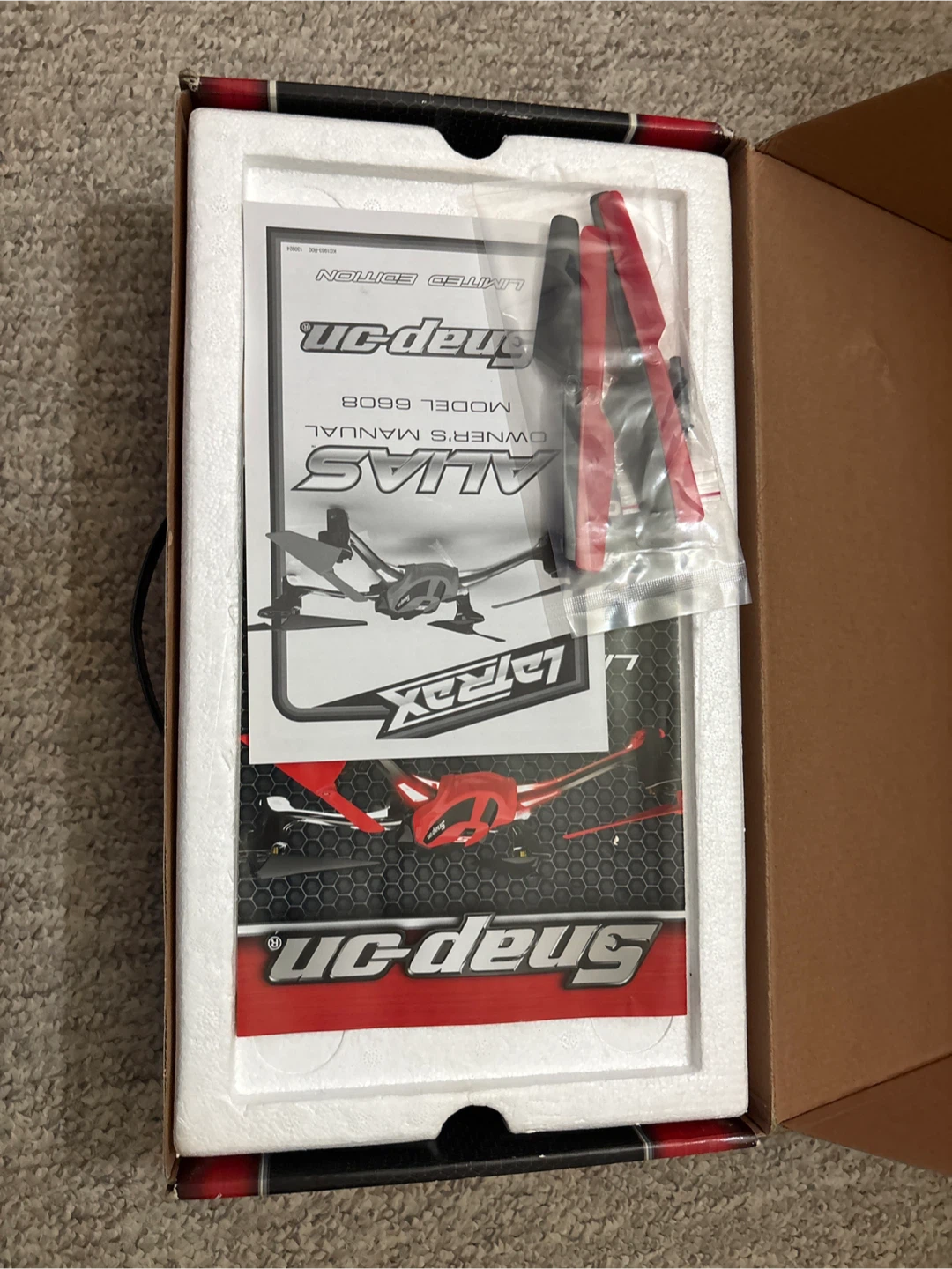 Snap-on Alias Limited Edition Quad-Rotor Helicopter - photo 3