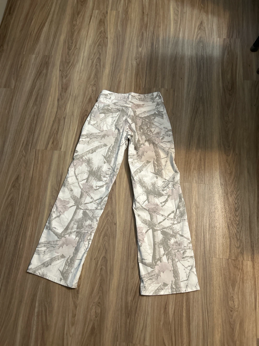 Hollister Low-Rise Baggy Jeans - Camo Print - Size W23 - photo 3