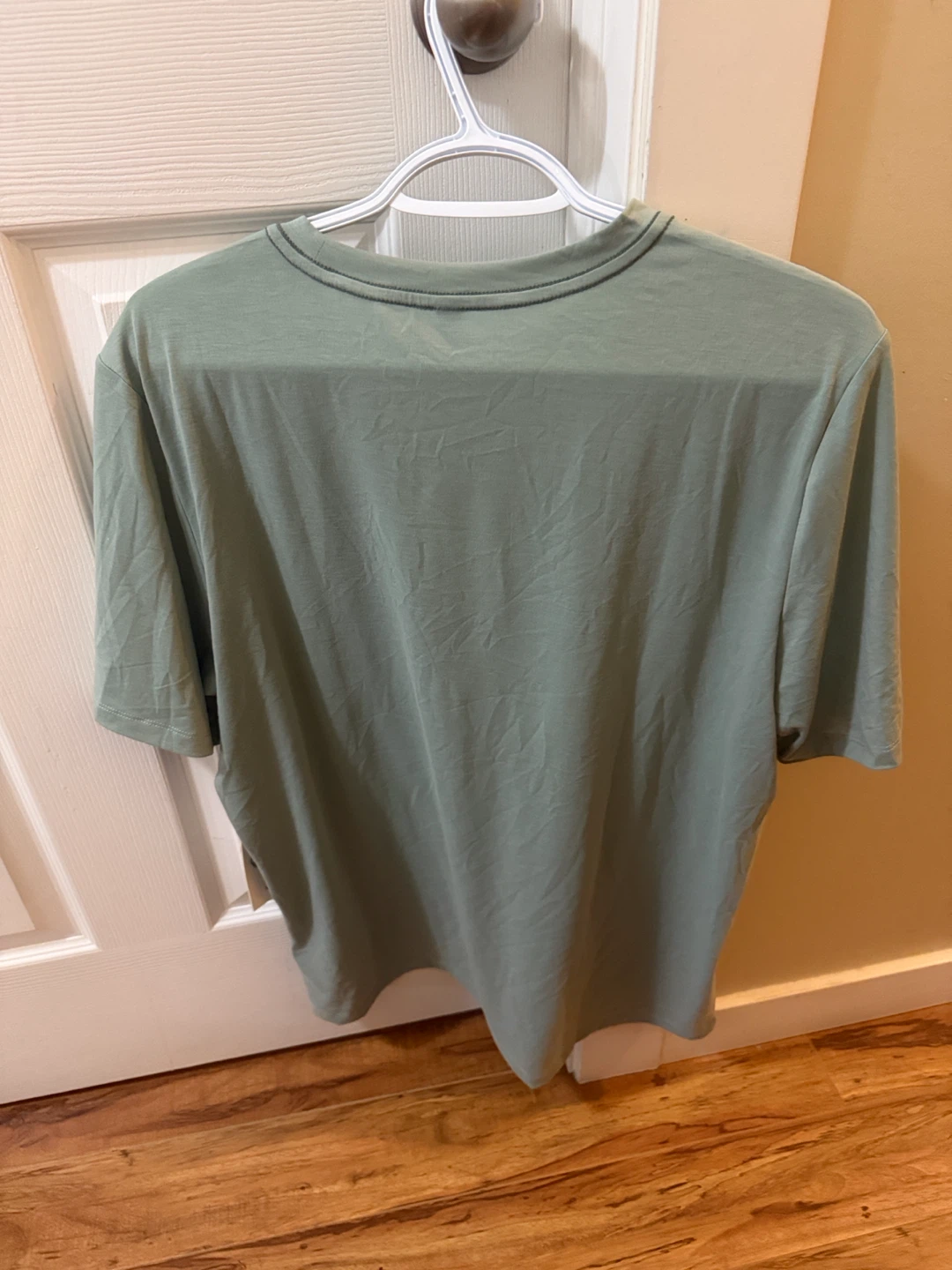 Vuori Recycled Polyester T-Shirt - L - photo 5