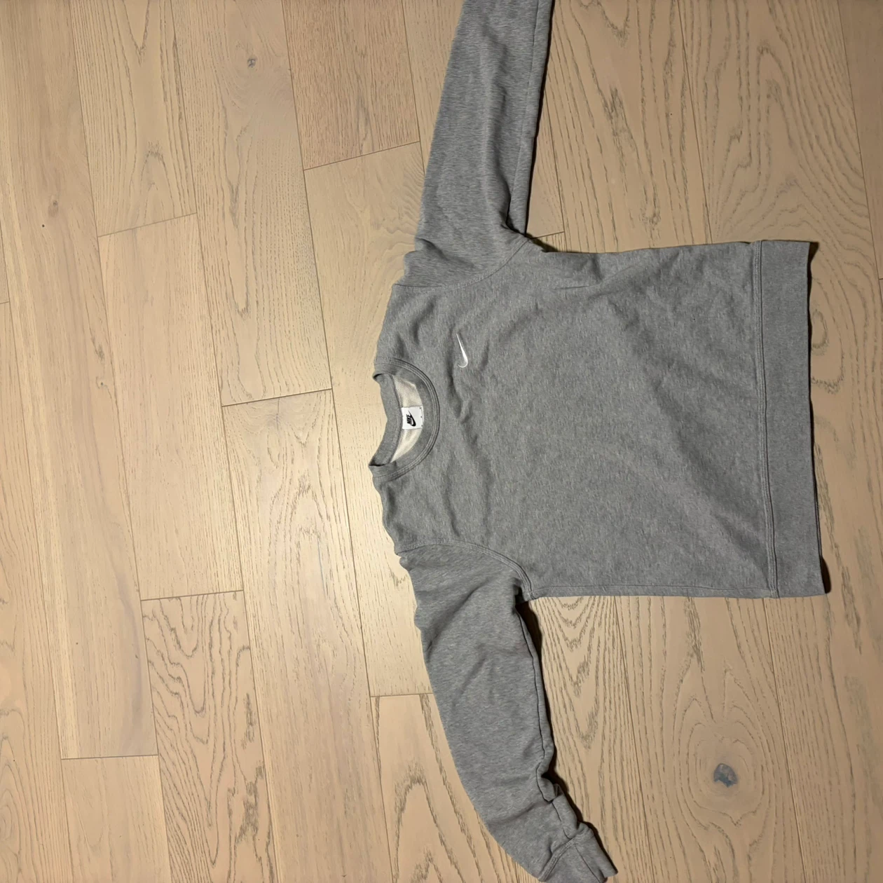Nike Grey Crewneck Sweatshirt