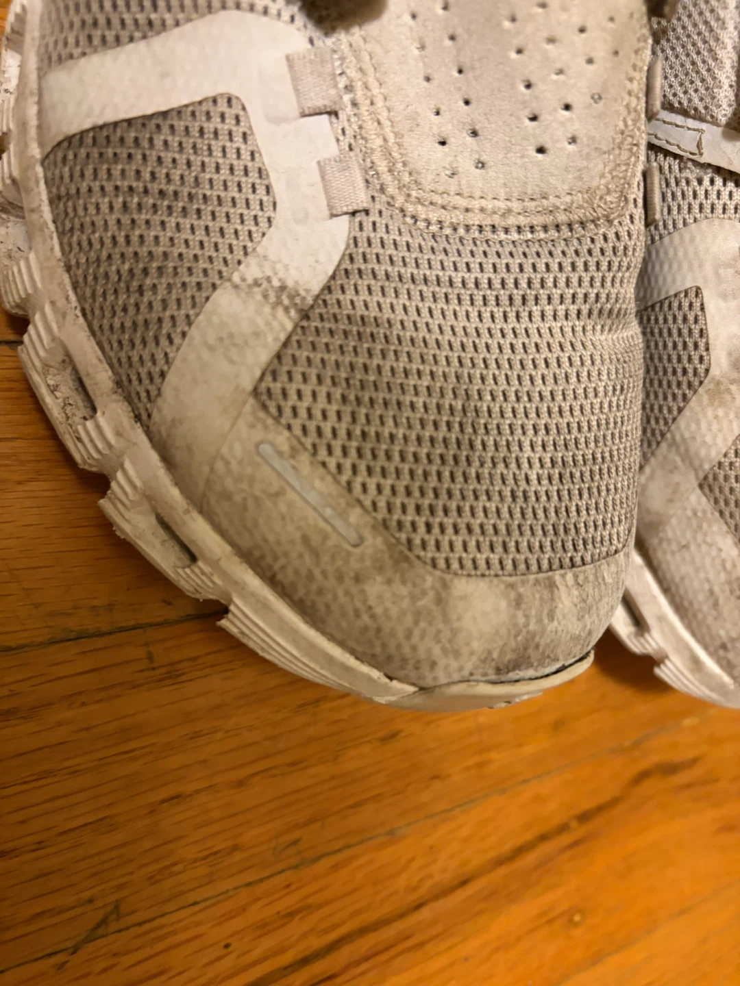 On Cloud Running Shoes - photo 2