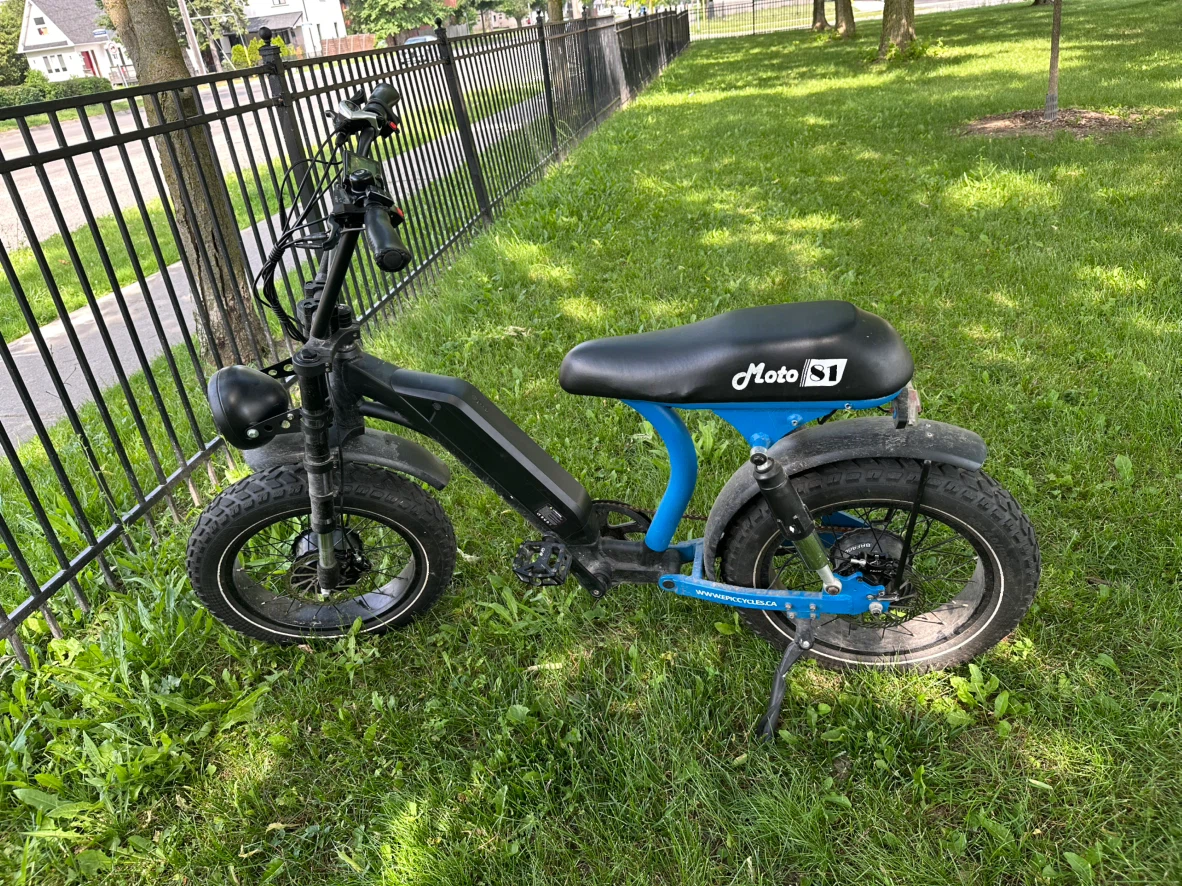 3 Electric Bike (Excellent Condition) - photo 2