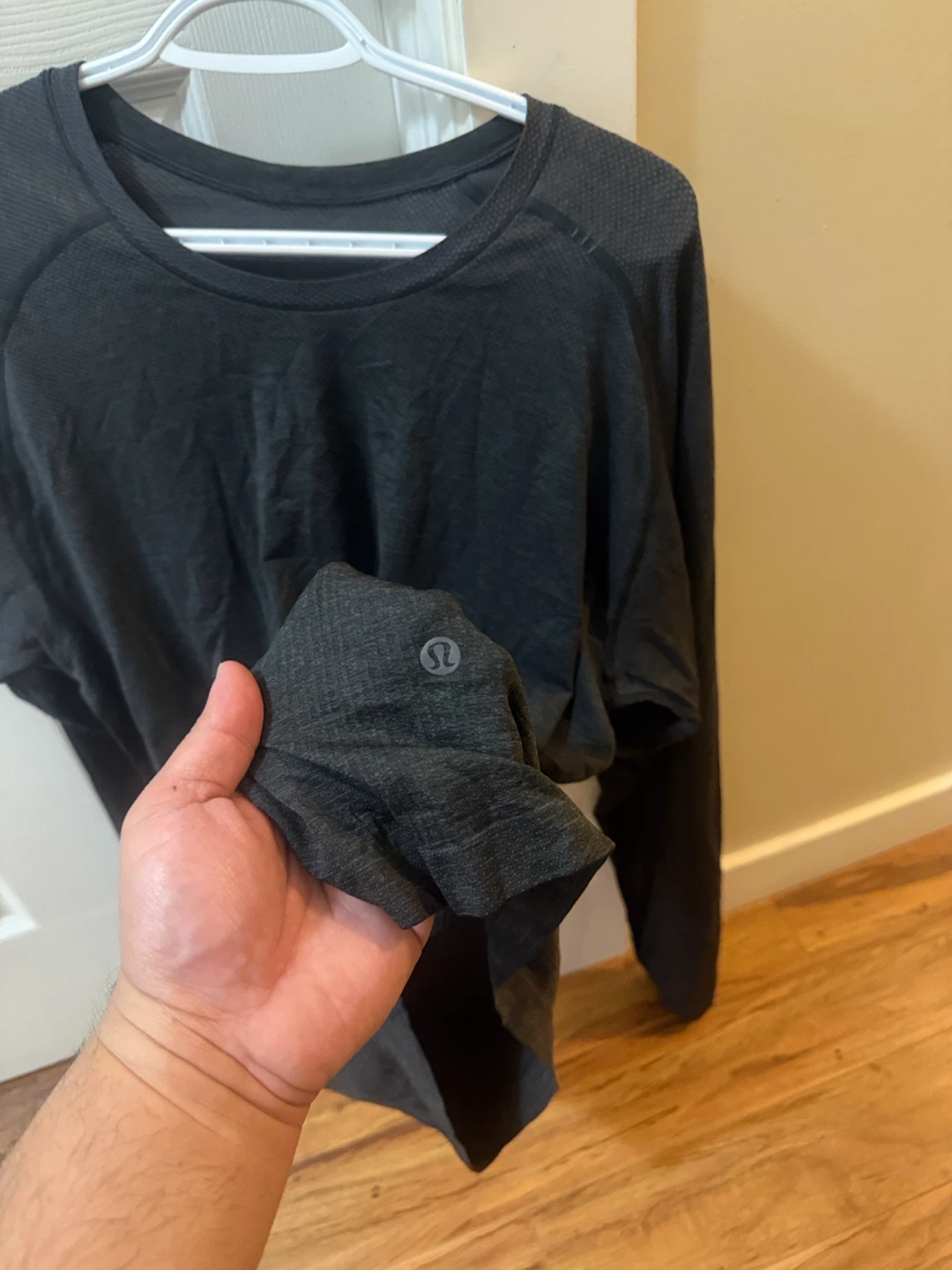 Lululemon Long Sleeve Athletic Shirt - photo 2