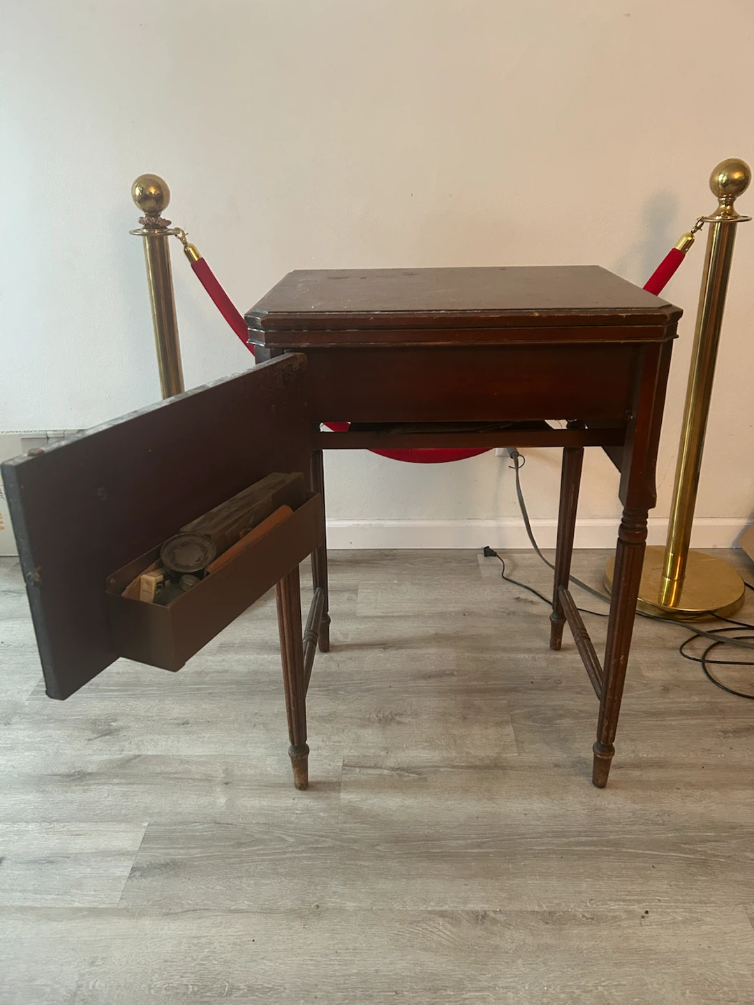 Vintage Sewing Machine Cabinet Table - photo 2