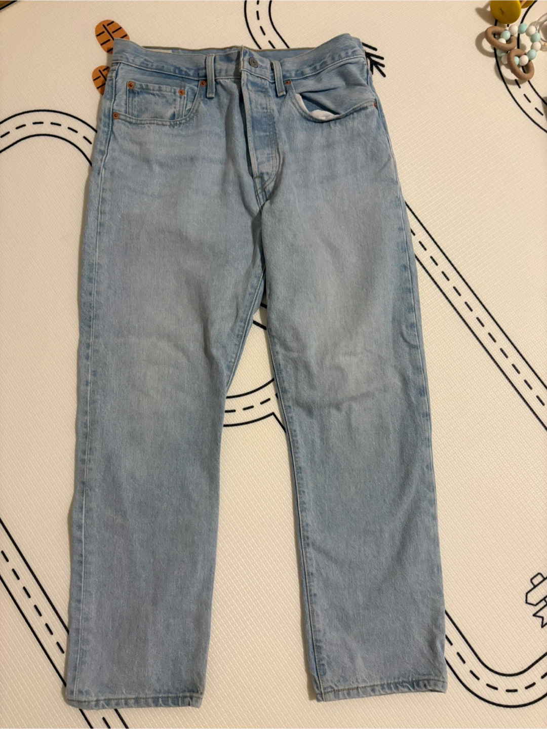 Levi's 501 Light Wash Jeans - W30 L26