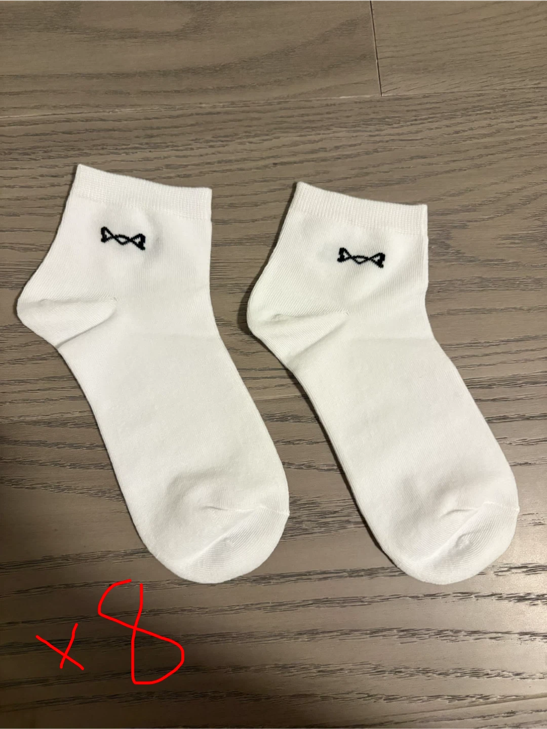 White Crew Socks with Bow Detail (Set of 20)