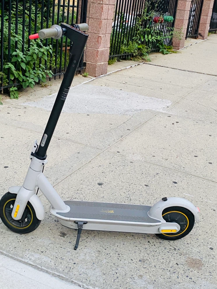 Reliable Segway Ninebot Scooter MAX G3OLP