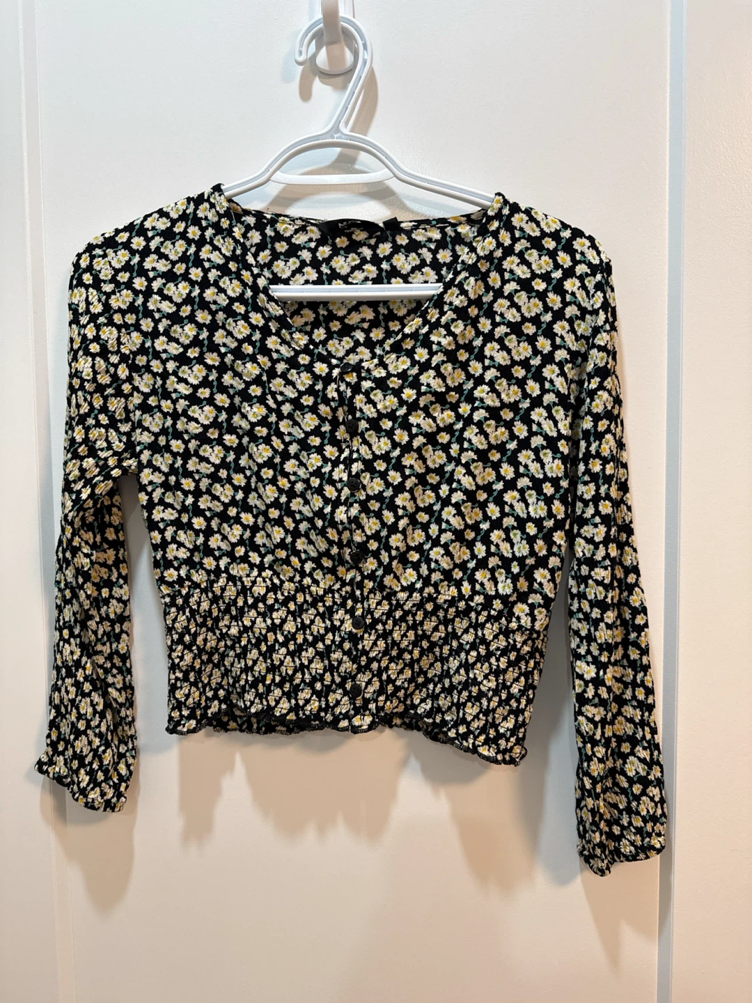 Black Floral Print Cropped Blouse