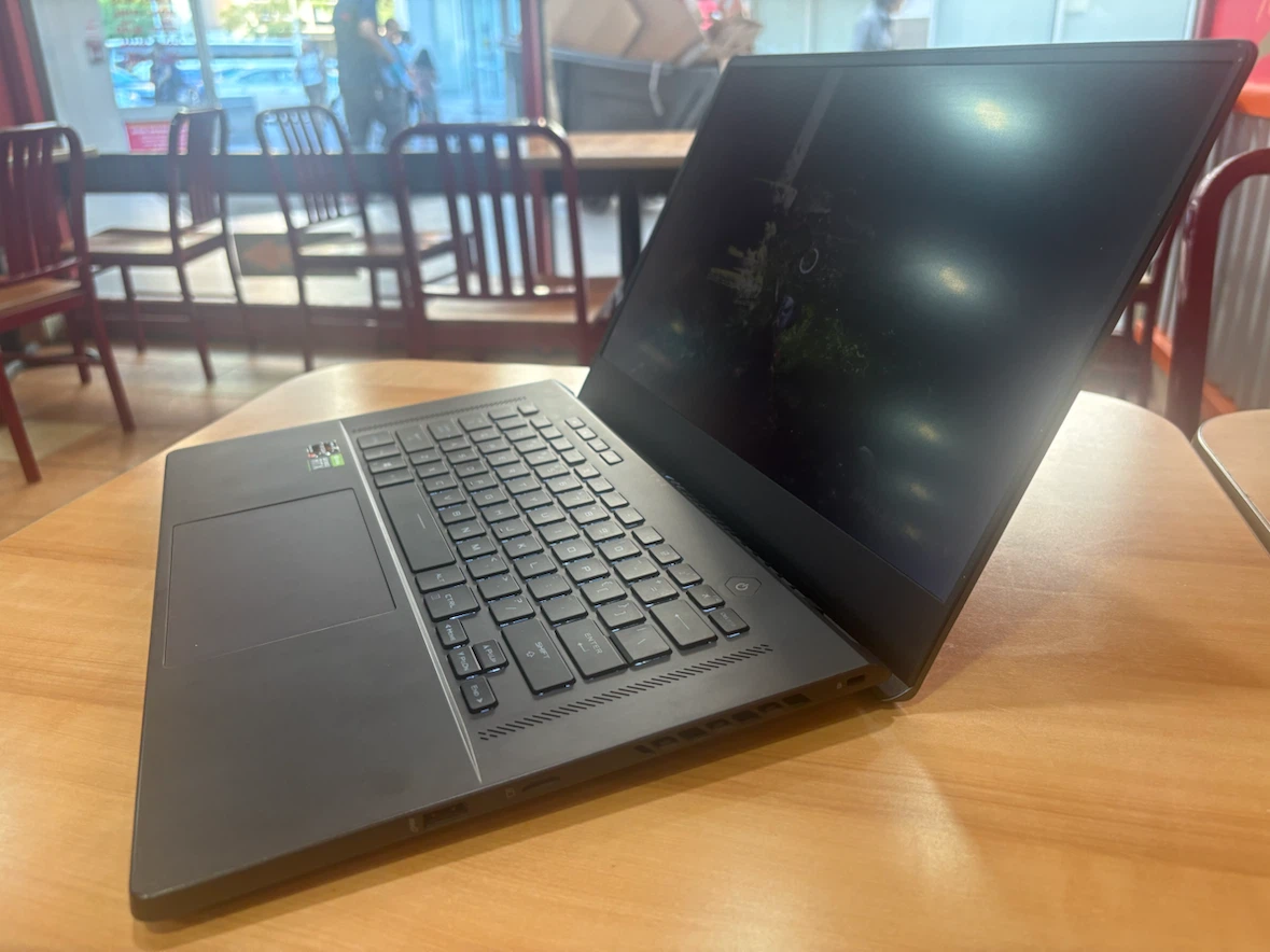 ASUS ROG Zephyrus G15 - Ryzen 9 / RTX 3070 / 165QHD Display - photo 2