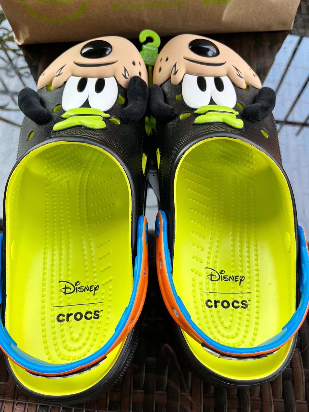 Crocs Disney Goofy I Am LOUD Clogs - photo 2