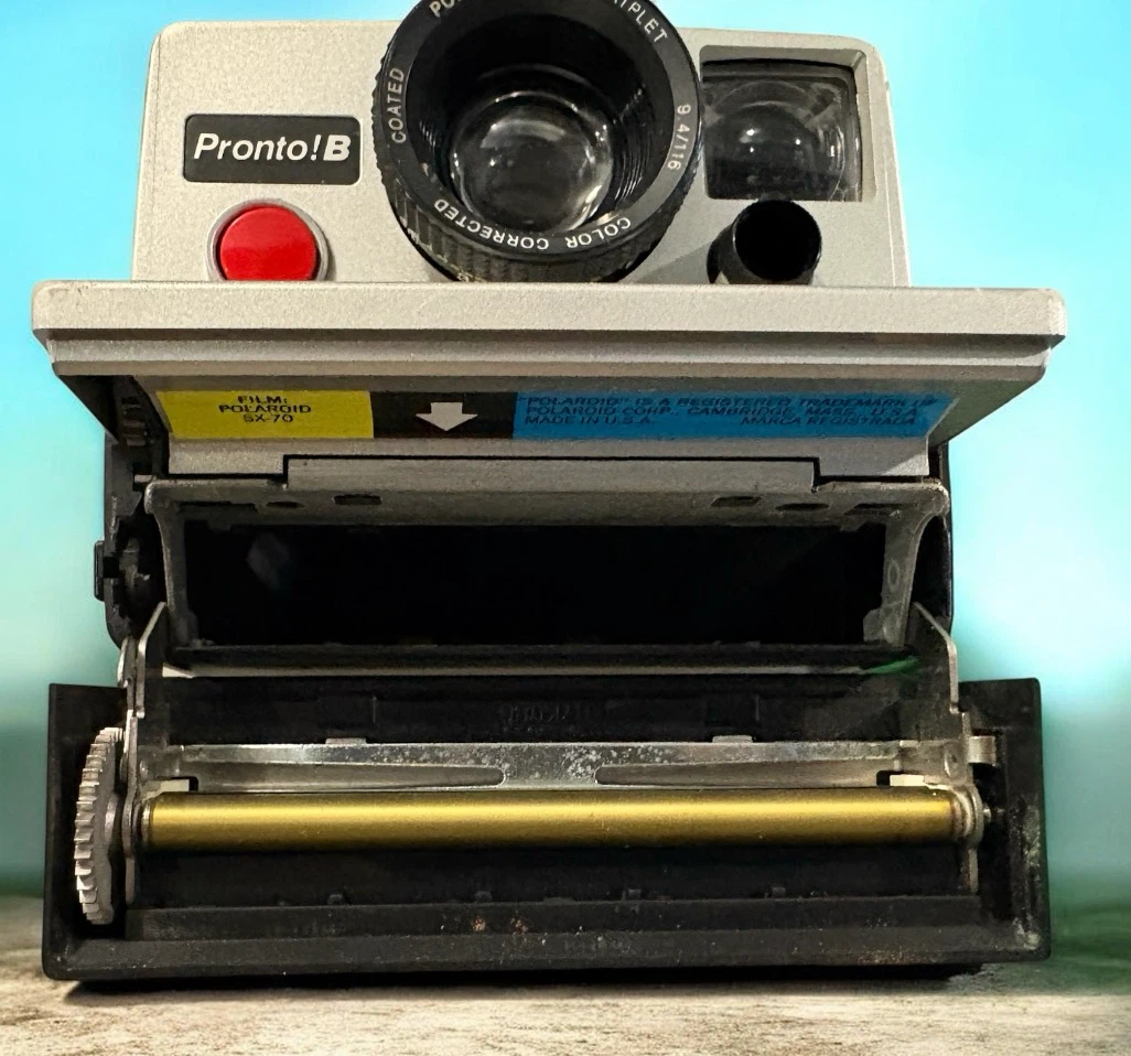 Polaroid Pronto! B Land Camera - photo 4