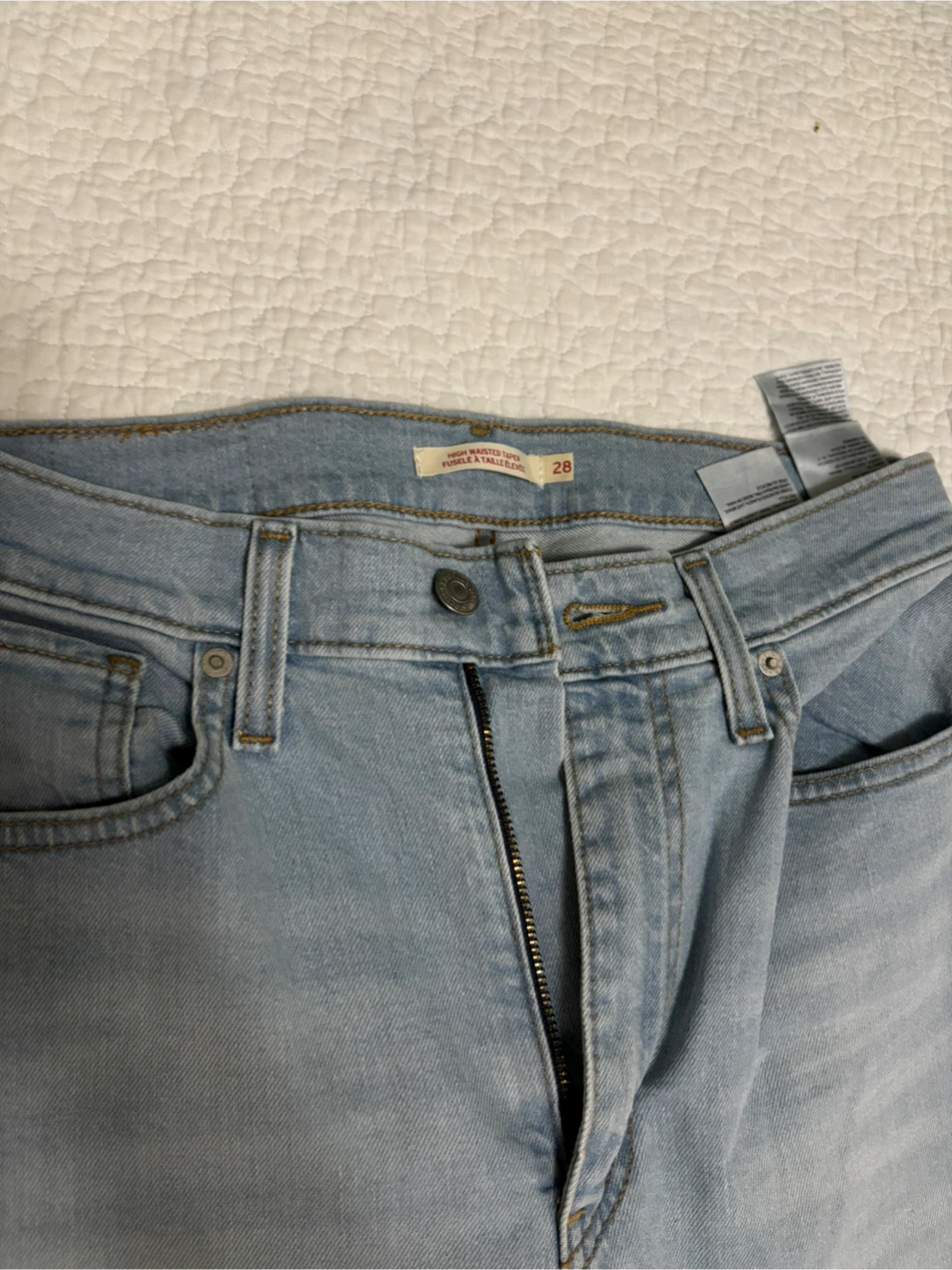 Levi's Women's Jeans Size 28 - photo 2