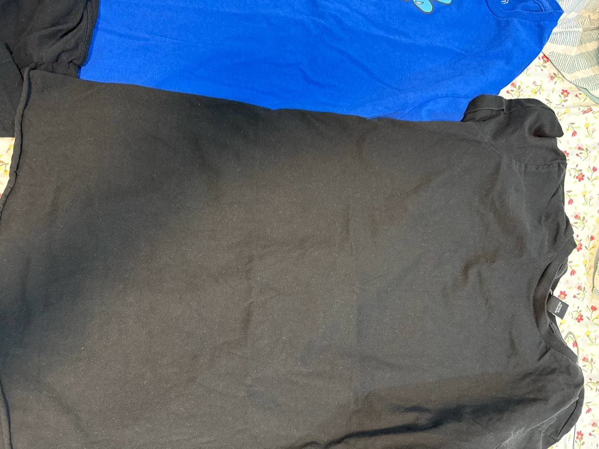 Bundle of 4 black T-Shirts - photo 5