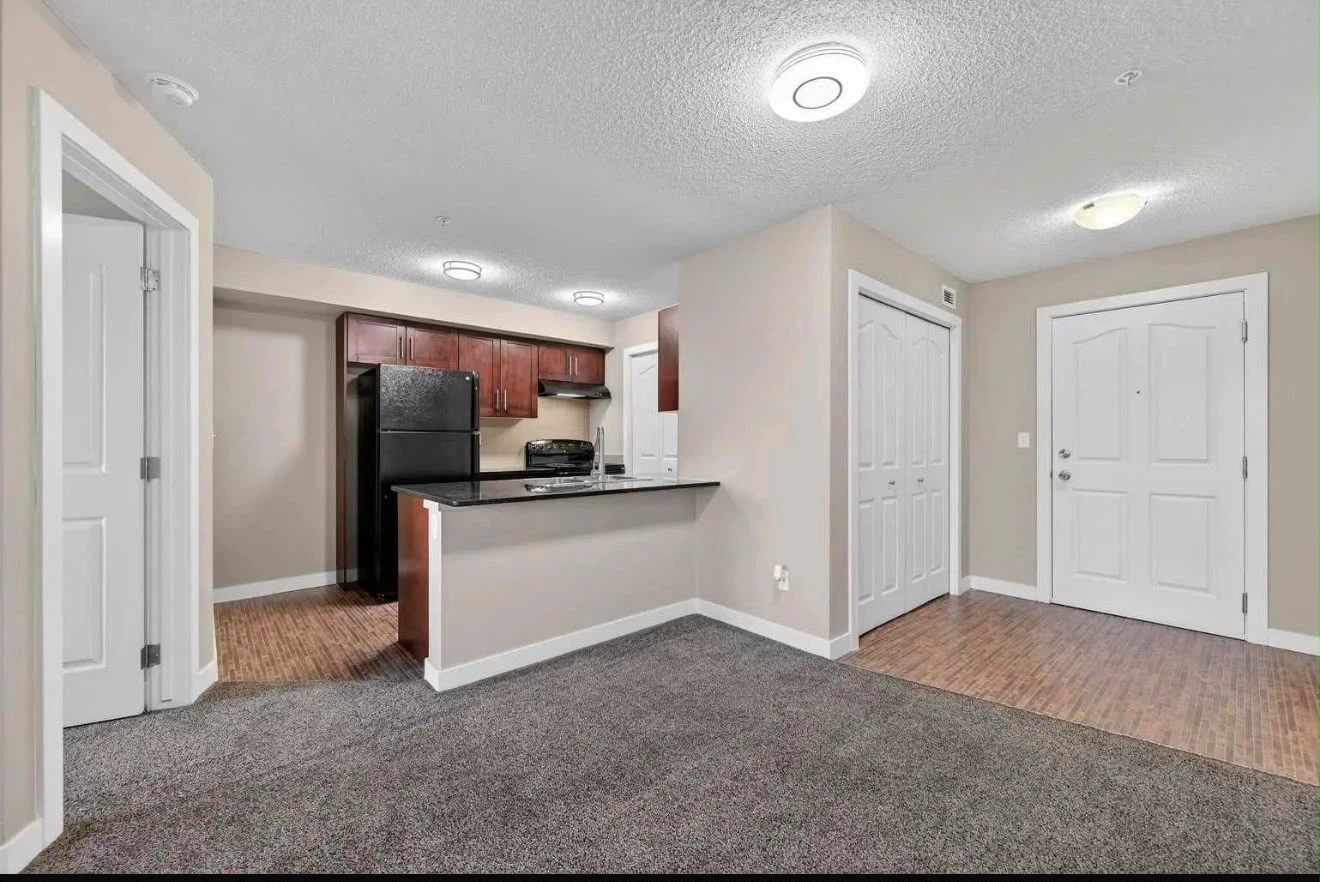 Apartment for Rent taralakeway NE- 2 Bedroom - photo 5