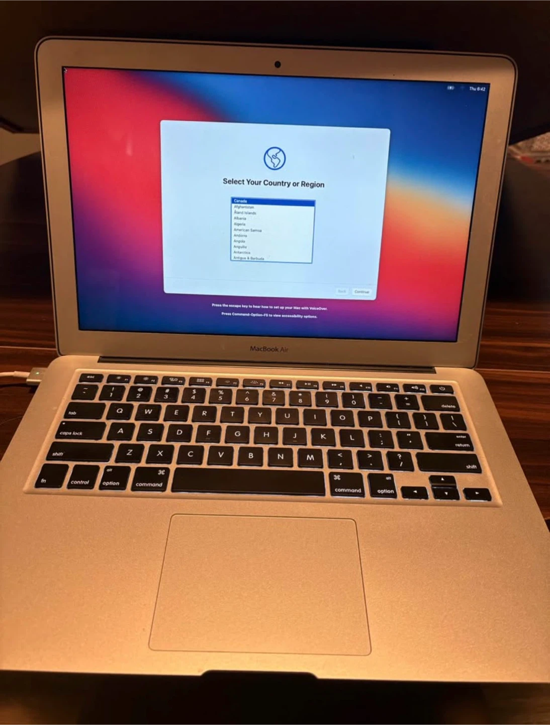 Apple MacBook Air 13-inch (2017)