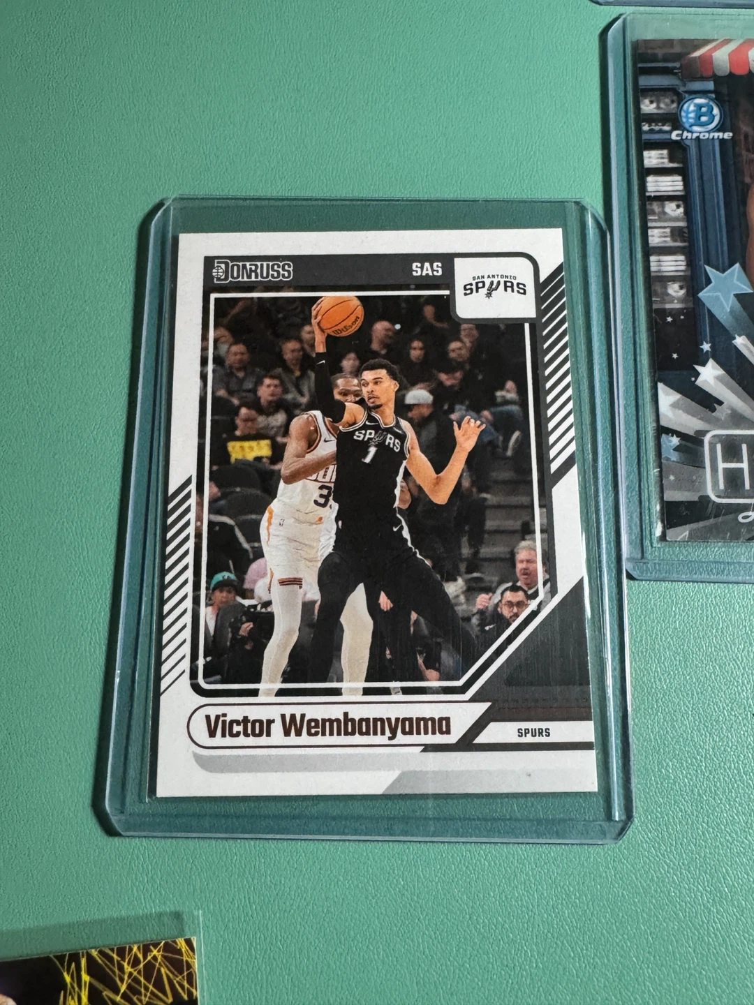San Antonio Spurs Basketball Cards - photo 2