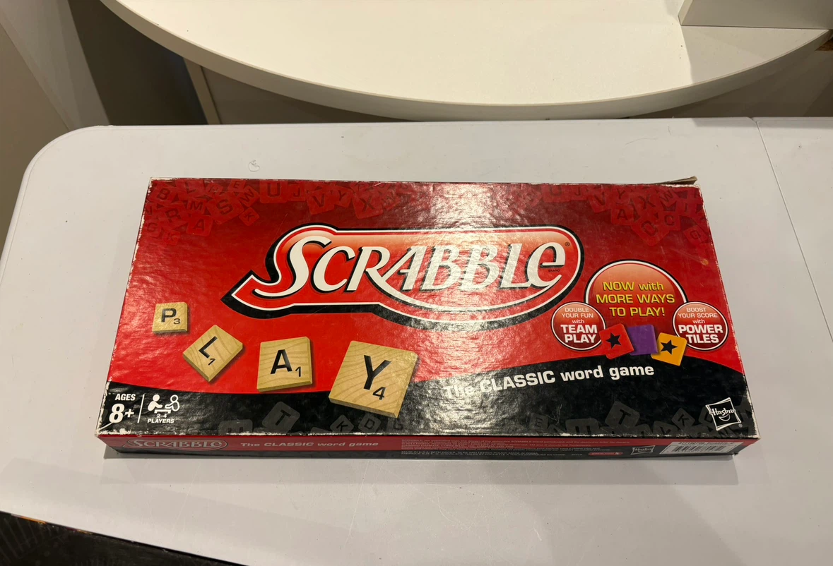 Scrabble Classic Word Game – Hasbro, 2–4 Players