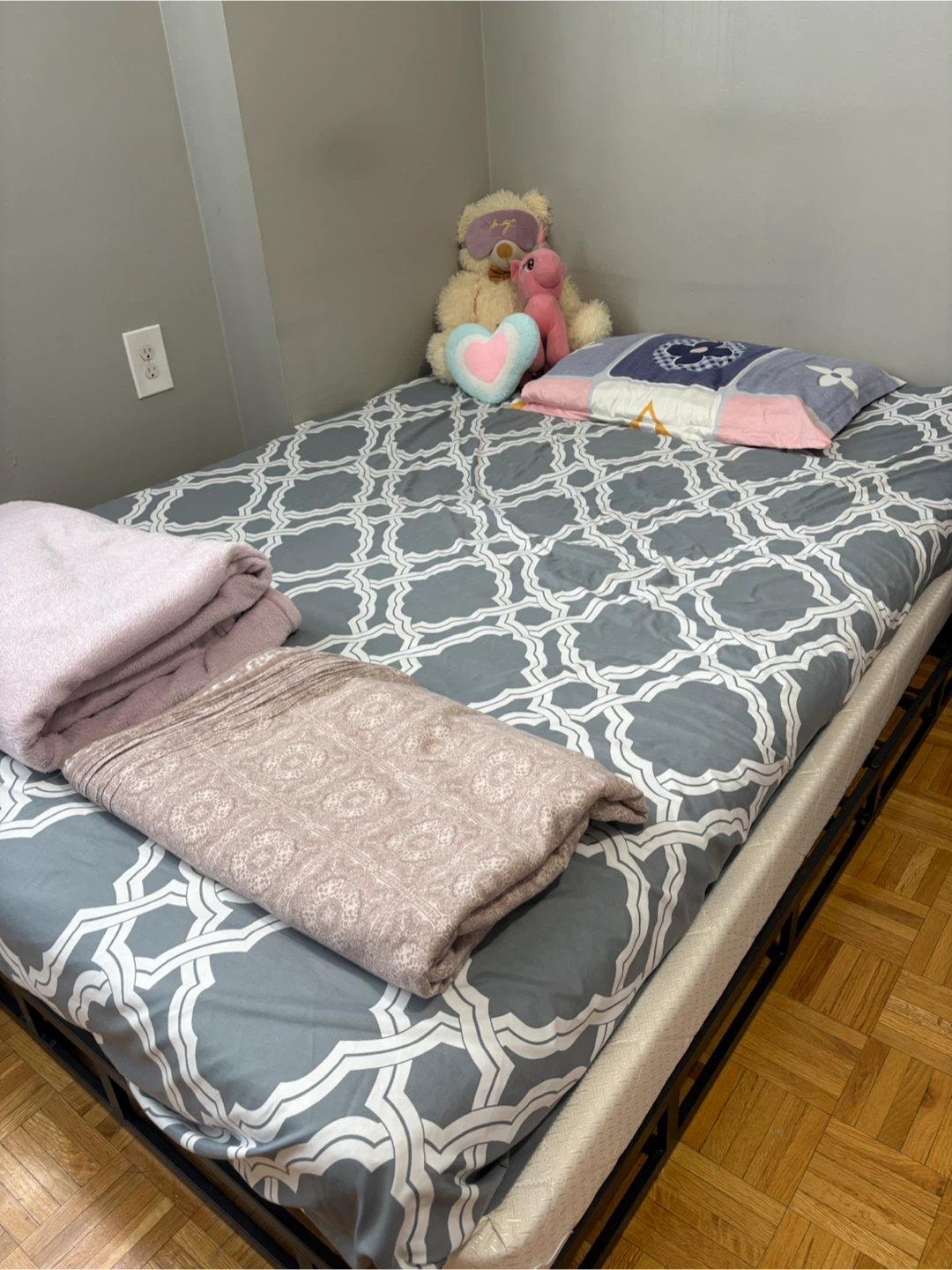 Metal Bed Frame with Mattress - photo 2