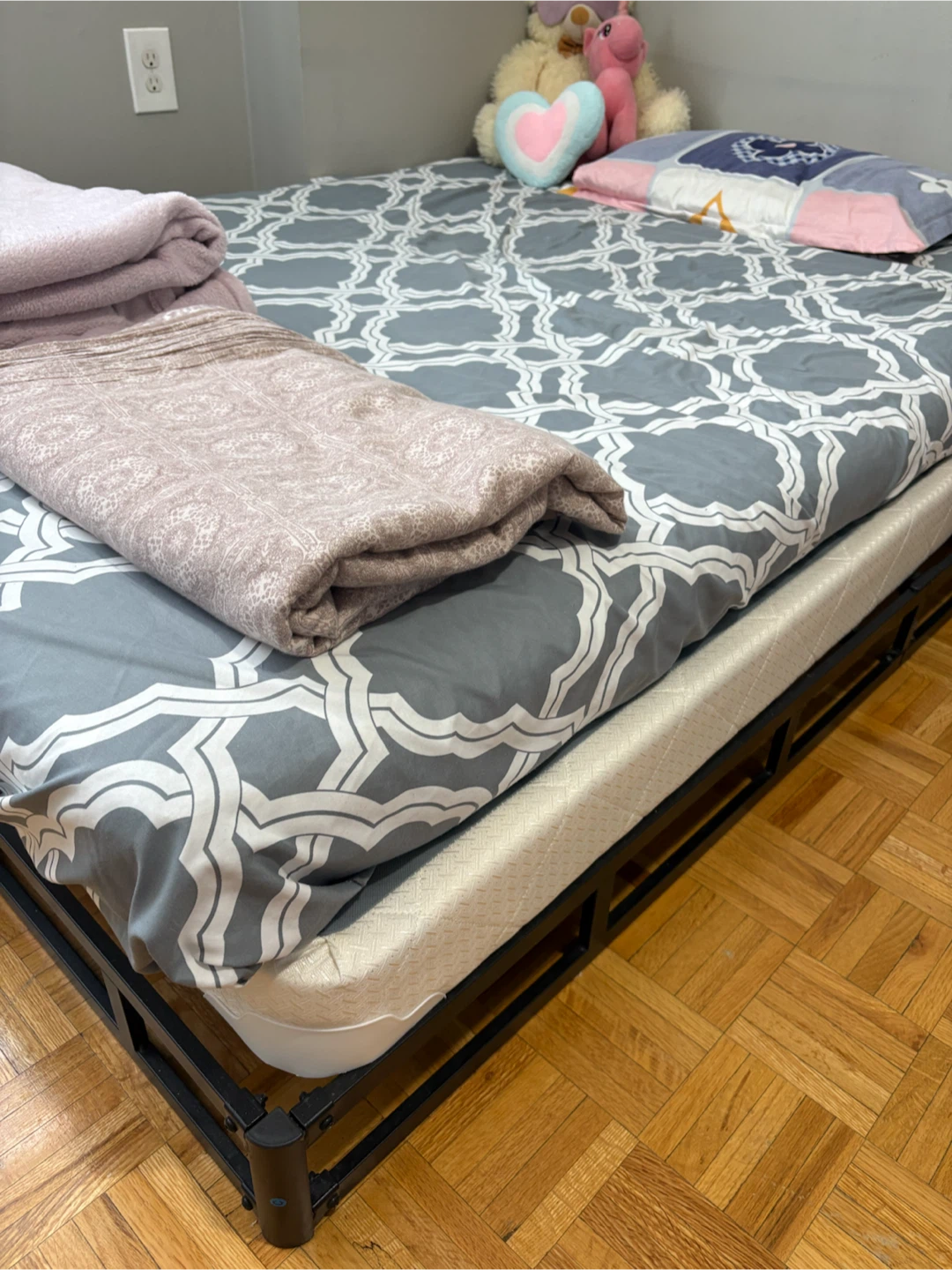 Metal Bed Frame with Mattress - photo 3
