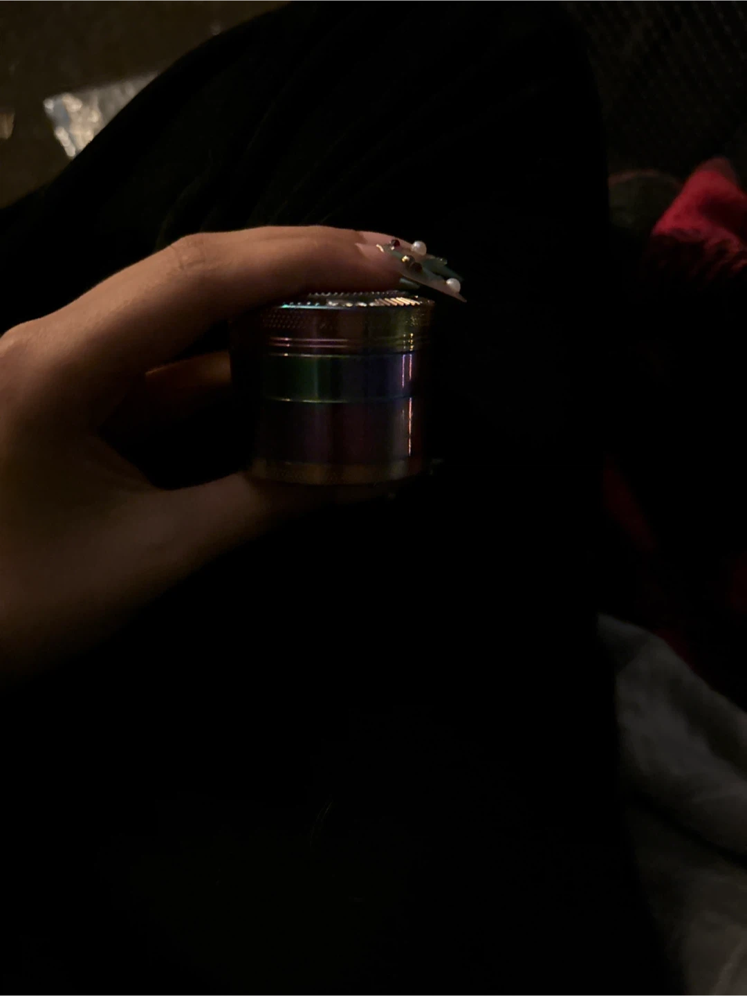 Rainbow Herb Grinder with Skull Design - photo 2