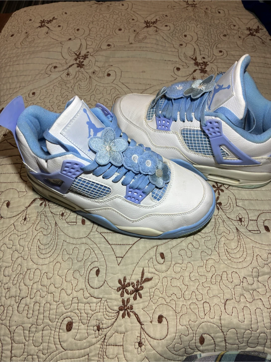 Air Jordan 4 "Sail" - Women's - photo 4