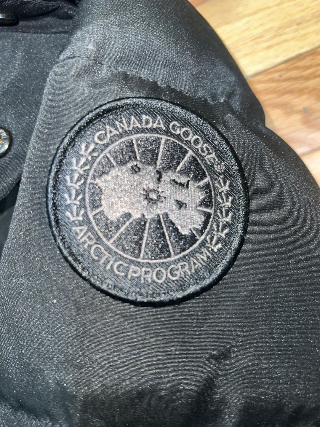 Canada Goose Wyndham Parka Winter Jacket - photo 2