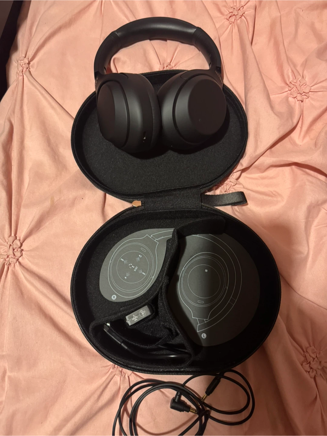 Sony XM4 headphones - photo 3