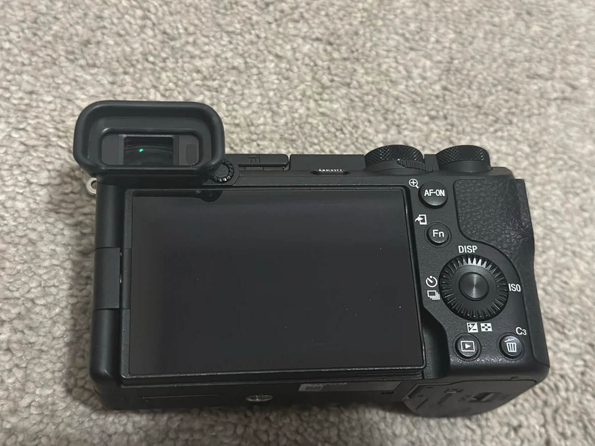 Sony a6700 Camera + Tamron 17-70mm f/2.8 Lens - photo 3