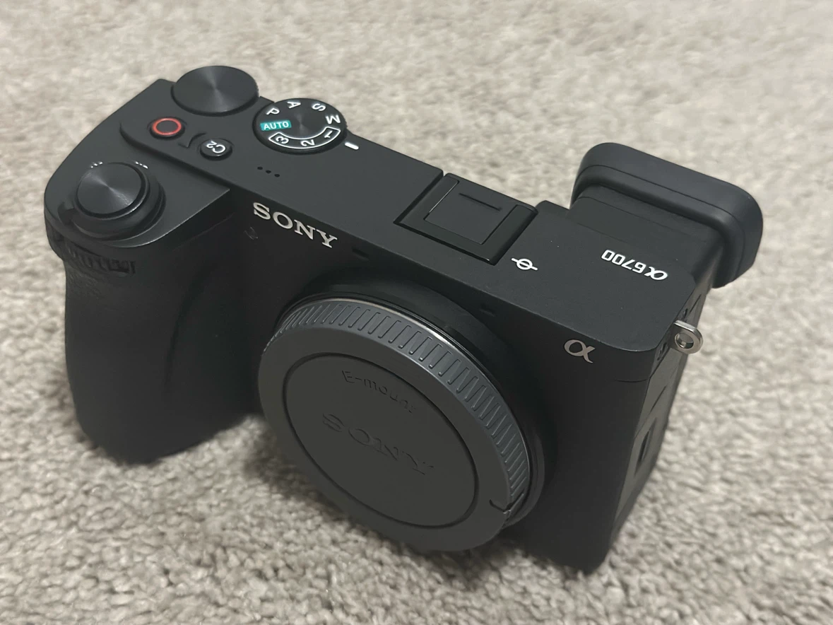 Sony a6700 Camera + Tamron 17-70mm f/2.8 Lens - photo 4