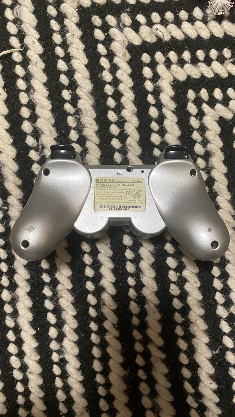 Sony DualShock 3 SIXAXIS Wireless Controller - photo 2
