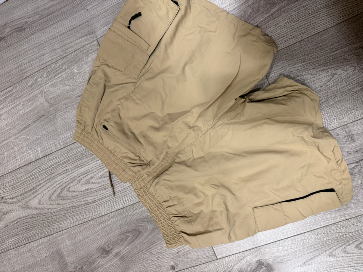 Nike Cargo Shorts - Tan - Size L - photo 3